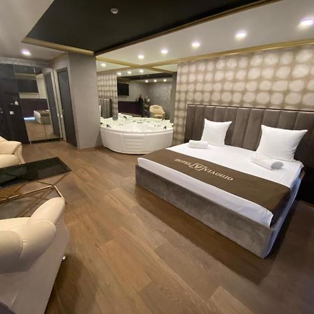 Vg Hotel Jerevan Exteriör bild